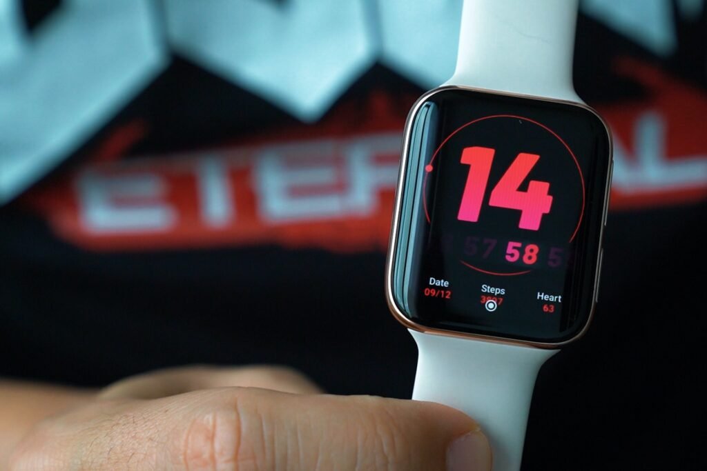 The Aspire Club Personal Fitness Trainers - Relying on Wearable Technology