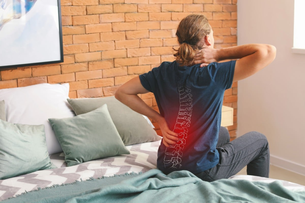 Daily Habits That May Be Worsening Your Back Pain 2 daily habits that may be worsening your back pain 1
