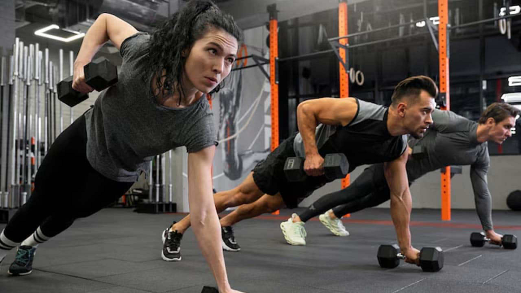 why longevity experts are prioritizing strength over cardio in 2025 1